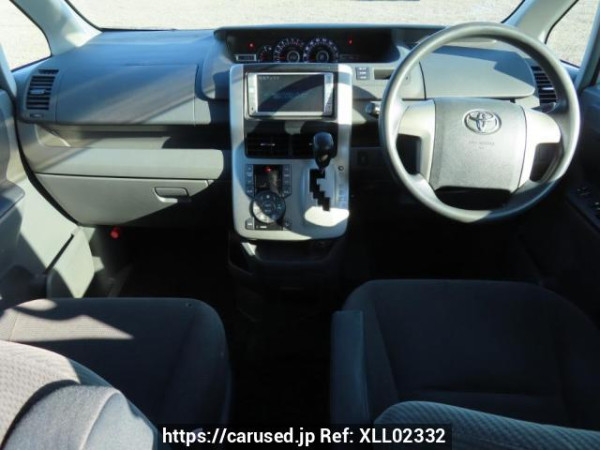 Used 2008 AT toyota noah ZRR70G Image[22]