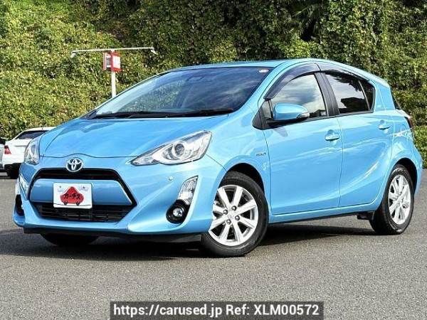 Used 2016 CVT toyota aqua DAA-NHP10 Image[0]