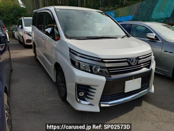 Used 2016 AT toyota voxy ZRR80W Image[0]