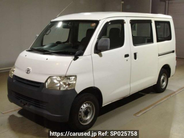 Used 2011 AT toyota townace-van S402M Image[0]