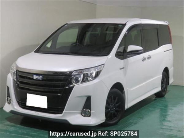 Used 2017 AT toyota noah ZWR80W Image[0]