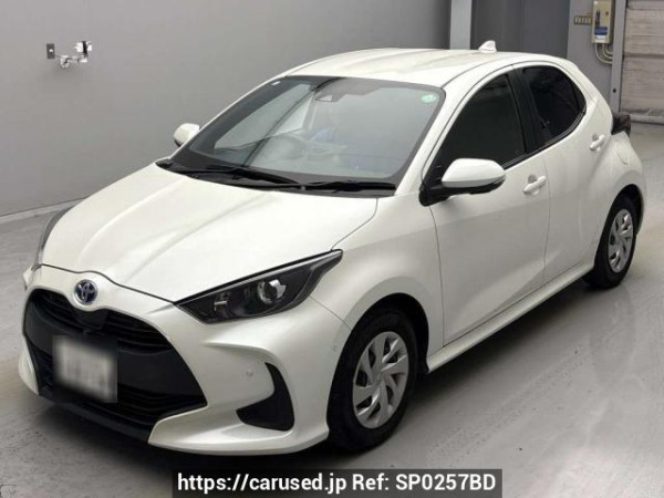 Used 2020 AT toyota yaris MXPH10 Image[0]