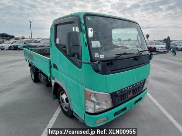 Used 2005 MT mitsubishi canter-guts FB70BB Image[0]