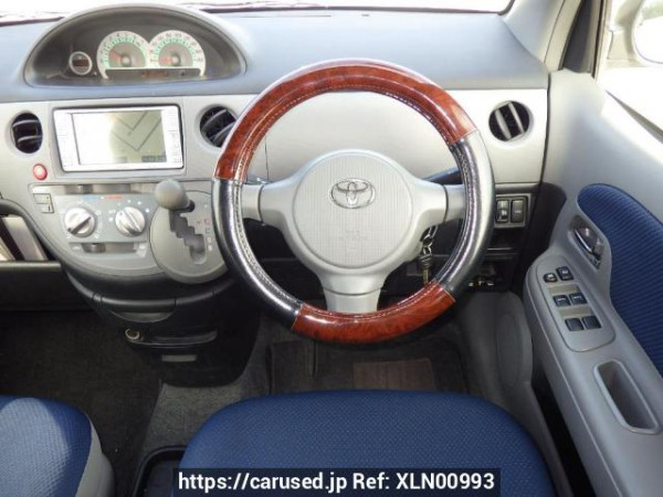 Used 2004 AT toyota sienta NCP81G Image[21]