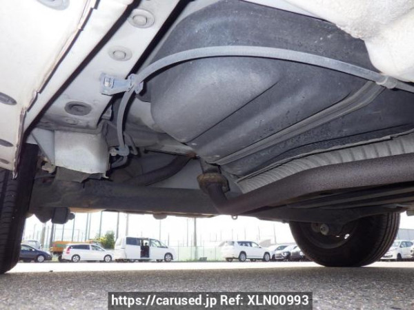 Used 2004 AT toyota sienta NCP81G Image[38]