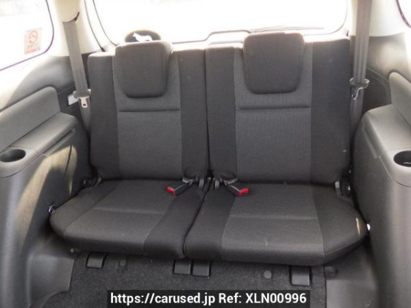 Used 2004 AT toyota wish ZNE10G Image[17]