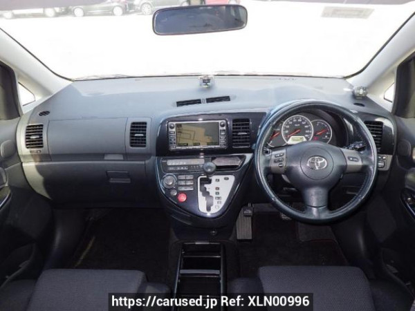 Used 2004 AT toyota wish ZNE10G Image[19]