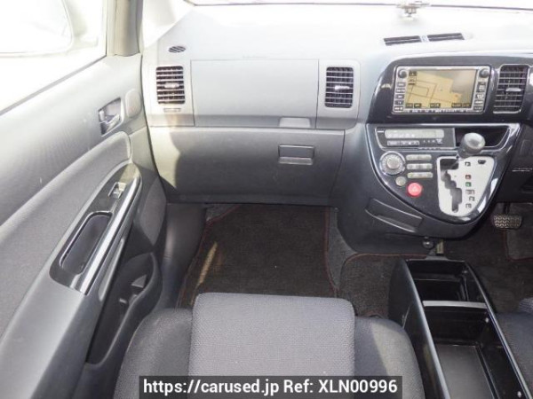Used 2004 AT toyota wish ZNE10G Image[20]