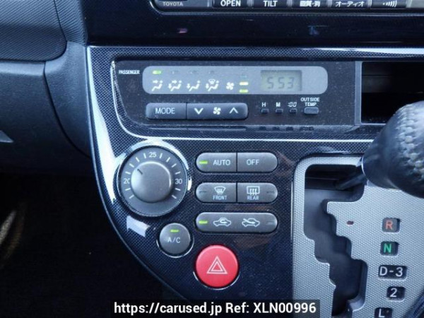 Used 2004 AT toyota wish ZNE10G Image[25]