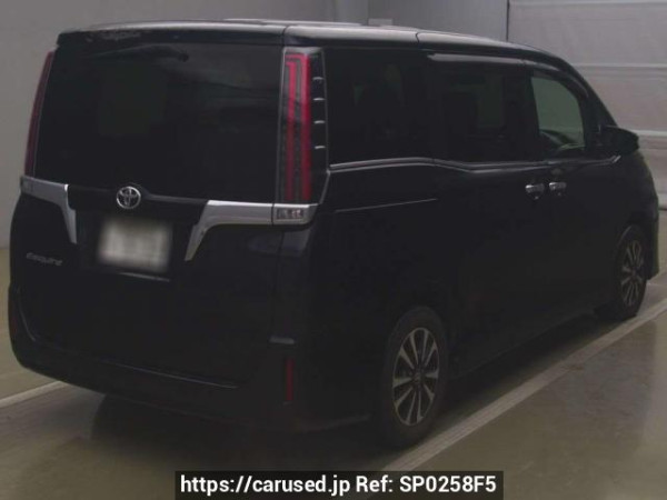 Used 2017 AT toyota esquire ZRR80G Image[1]