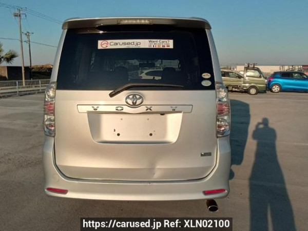 Used 2009 AT toyota voxy ZRR70W Image[5]