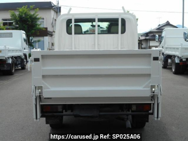 Used 2014 MT toyota dyna-truck KDY281 Image[1]