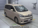 Toyota Voxy ZRR70Gカイ