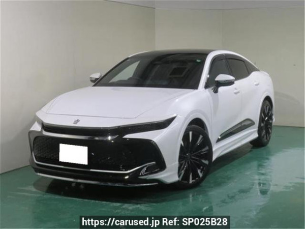 Used 2024 AT toyota crown-crossover TZSH35 Image[0]