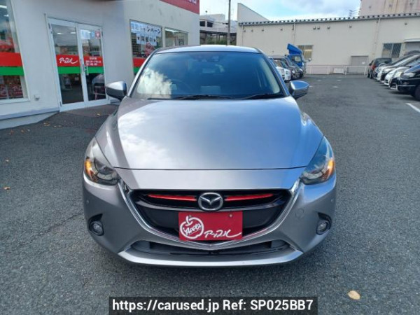 Used 2015 AT mazda demio DJ5AS Image[2]