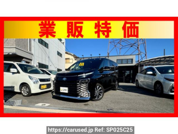 Used 2023 AT toyota voxy ZWR90W Image[0]
