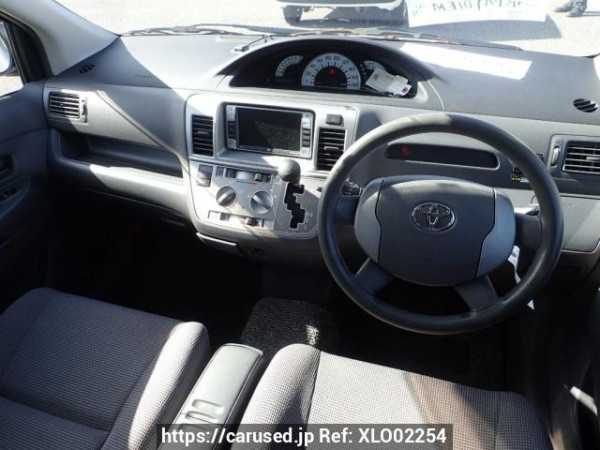 Used 2005 AT toyota raum NCZ20 Image[16]