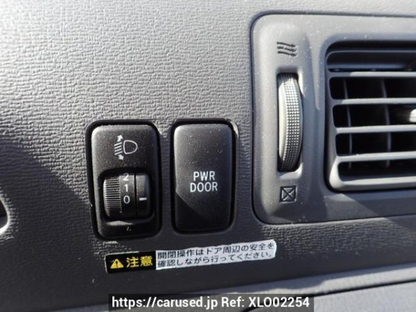 Used 2005 AT toyota raum NCZ20 Image[23]