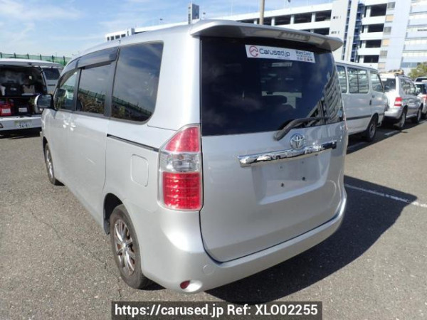 Used 2007 AT toyota noah ZRR70G Image[3]