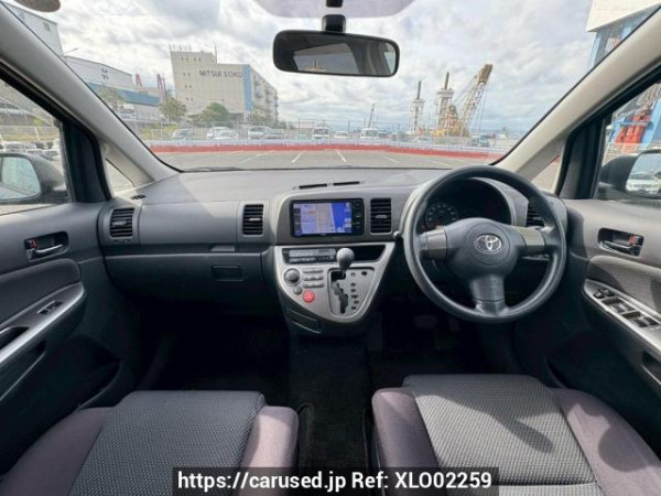 Used 2004 AT toyota wish ZNE10G Image[19]