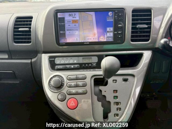 Used 2004 AT toyota wish ZNE10G Image[24]