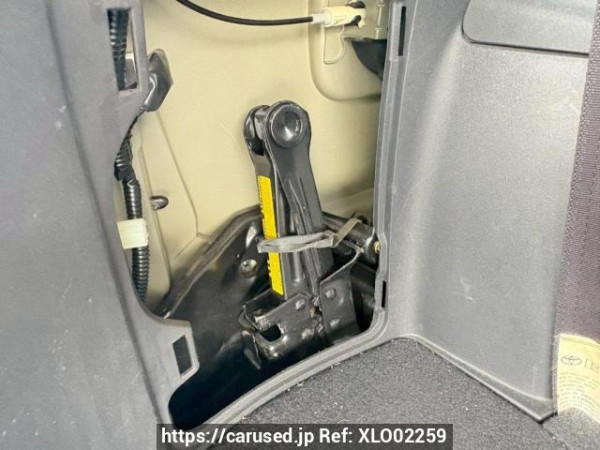 Used 2004 AT toyota wish ZNE10G Image[45]