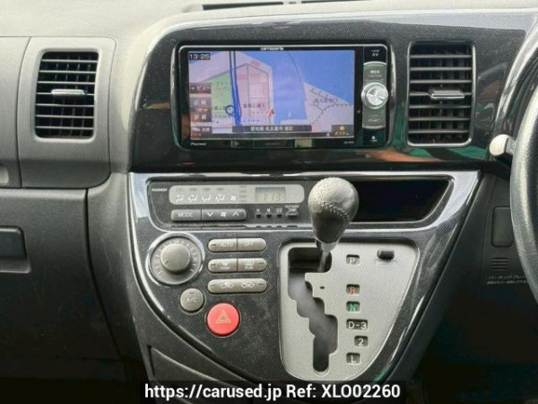 Used 2003 AT toyota wish ZNE10G Image[24]