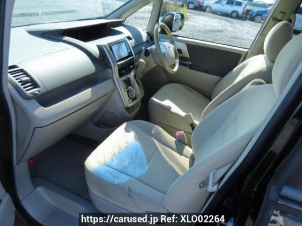 Used 2008 AT toyota noah ZRR70W Image[15]