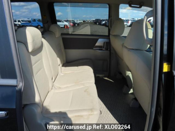 Used 2008 AT toyota noah ZRR70W Image[16]