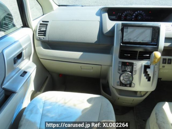 Used 2008 AT toyota noah ZRR70W Image[23]