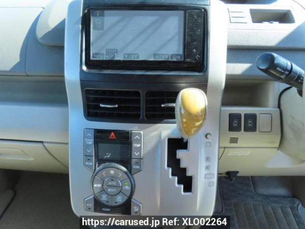 Used 2008 AT toyota noah ZRR70W Image[27]