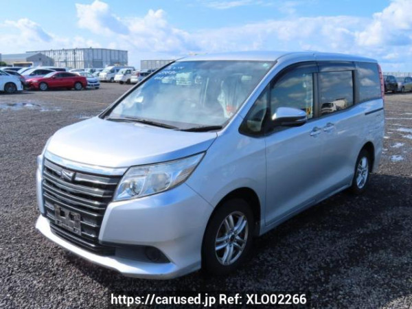 Used 2014 AT toyota noah ZRR80G Image[2]