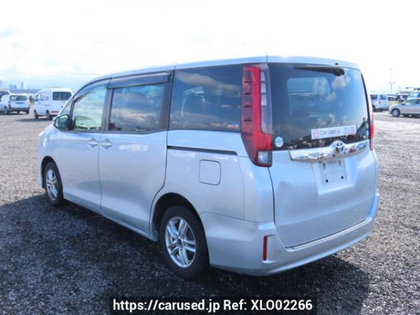Used 2014 AT toyota noah ZRR80G Image[4]
