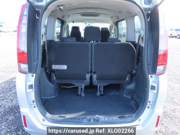 Used 2014 AT toyota noah ZRR80G Image[8]