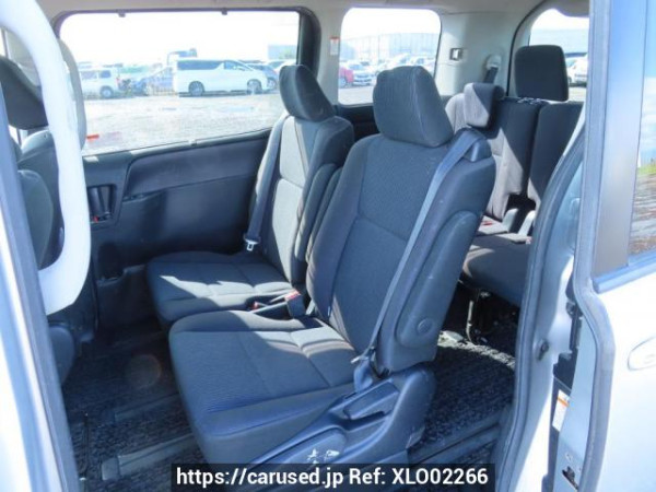 Used 2014 AT toyota noah ZRR80G Image[18]
