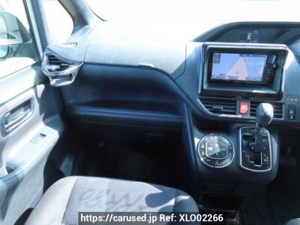 Used 2014 AT toyota noah ZRR80G Image[23]
