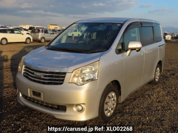 Used 2010 AT toyota noah ZRR70G Image[2]