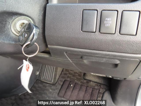 Used 2010 AT toyota noah ZRR70G Image[28]