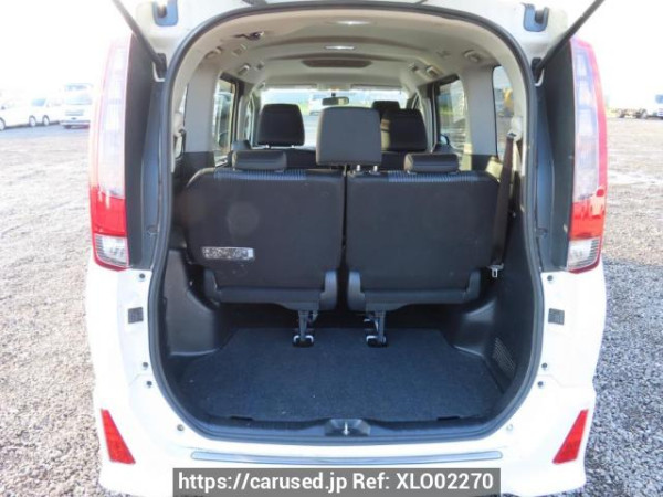 Used 2014 AT toyota noah ZRR80W Image[8]