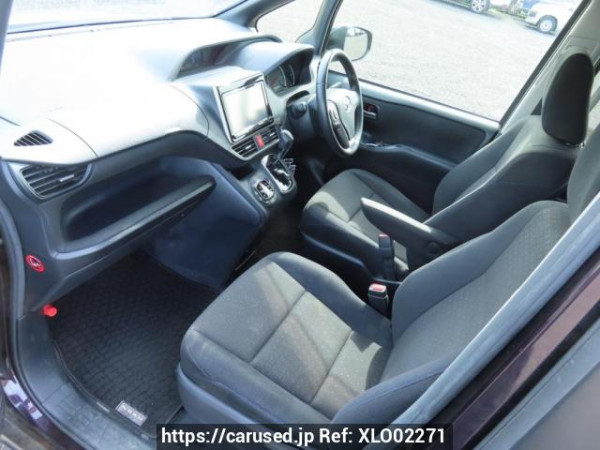 Used 2014 AT toyota noah ZRR80G Image[14]