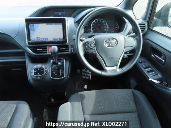 Used 2014 AT toyota noah ZRR80G Image[25]