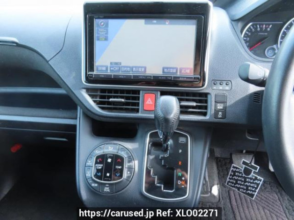 Used 2014 AT toyota noah ZRR80G Image[28]