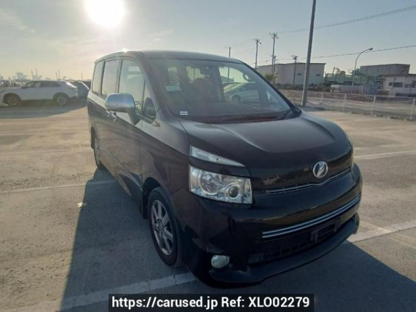 Used 2009 AT toyota voxy ZRR70W Image[0]