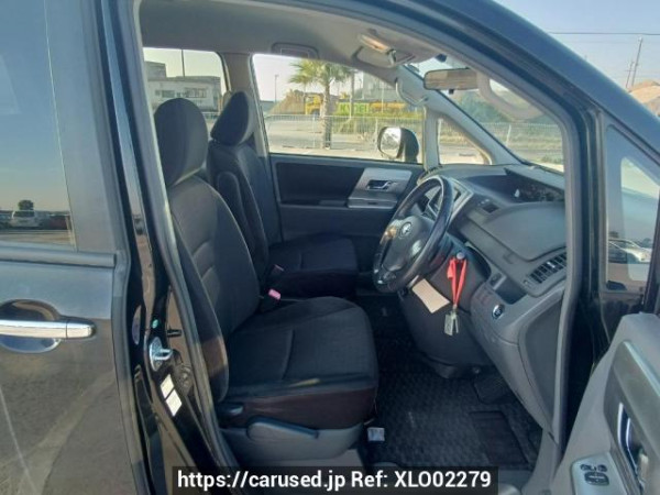 Used 2009 AT toyota voxy ZRR70W Image[15]