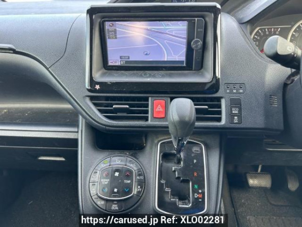 Used 2014 AT toyota noah ZRR80G Image[24]