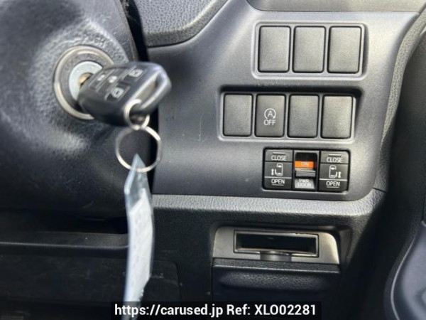 Used 2014 AT toyota noah ZRR80G Image[30]