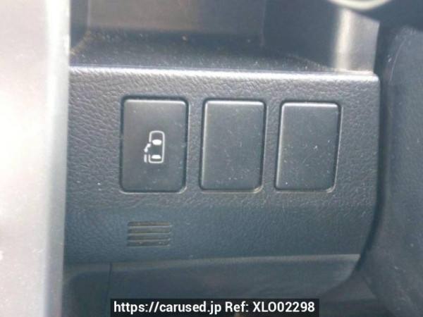 Used 2010 AT toyota noah ZRR70G Image[17]