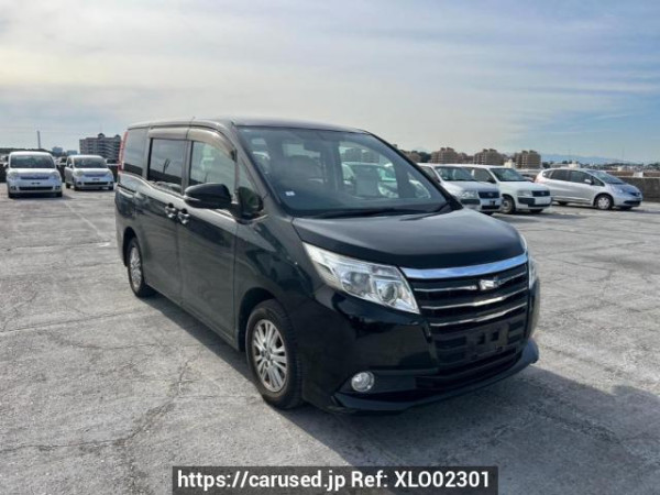 Used 2014 AT toyota noah ZRR80G Image[0]