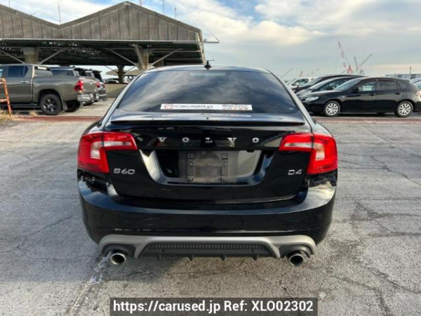 Used 2015 AT volvo s60 FD4204T Image[5]