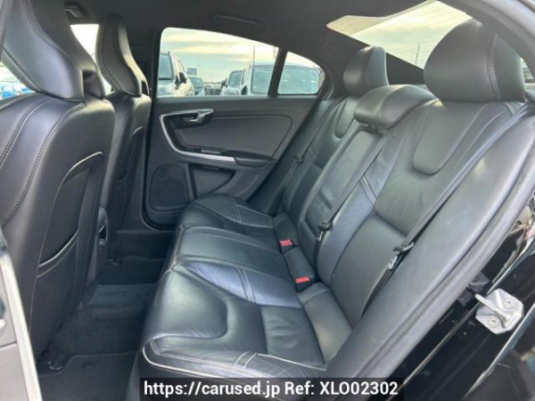 Used 2015 AT volvo s60 FD4204T Image[14]